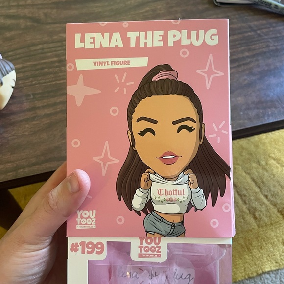 Lena The Plug YouTooz - Picture 11 of 12